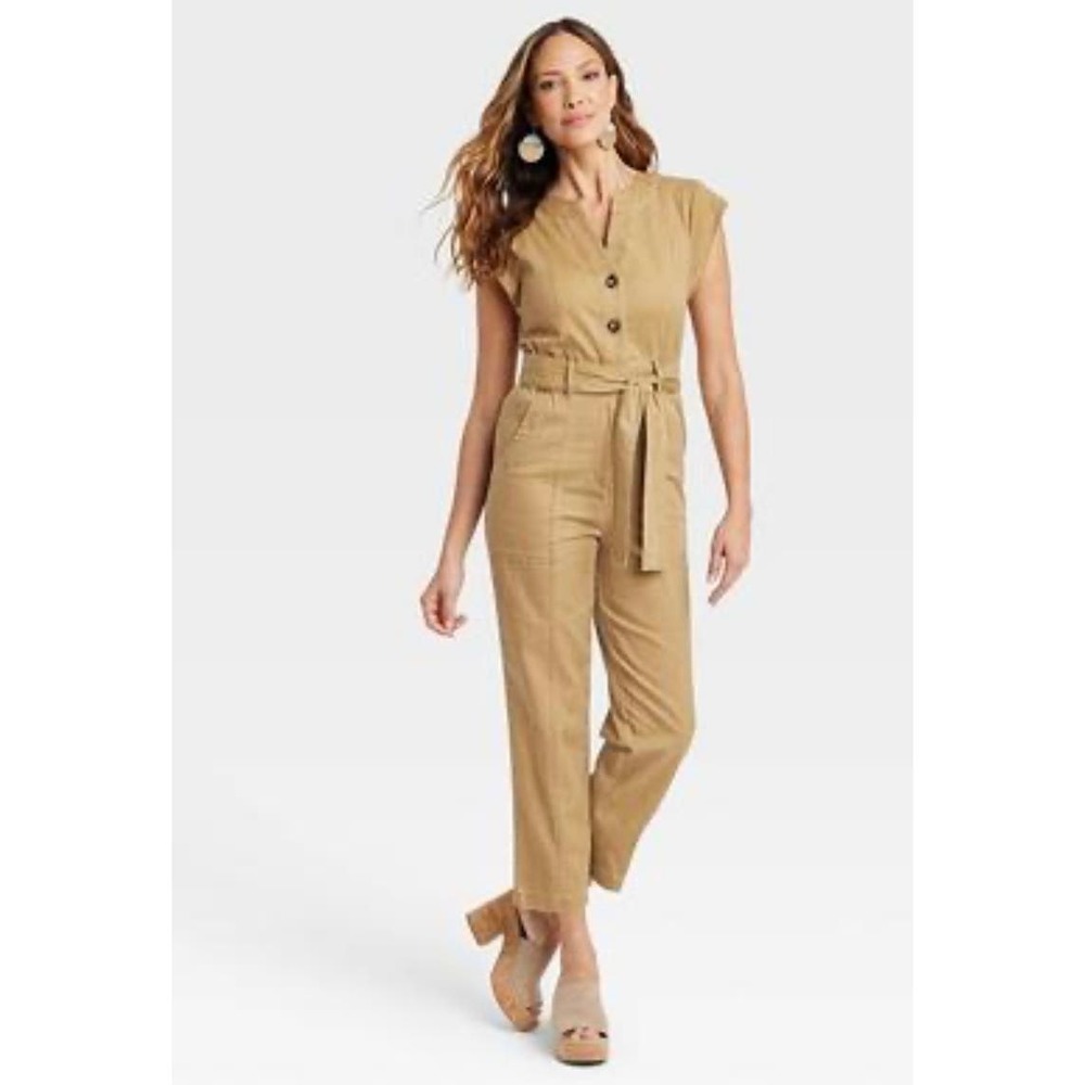 KNOX ROSE Short Sleeve Tan Jumpsuit Size Medium